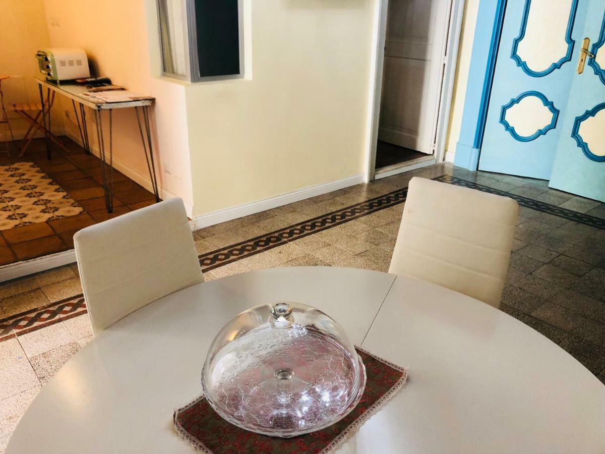 Duomo184 Apartment Napoli Ngoại thất bức ảnh